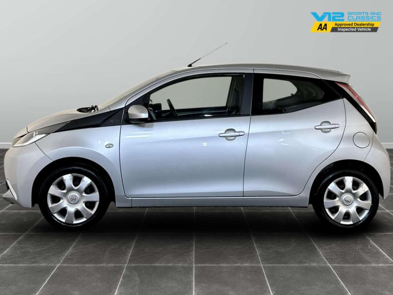 Used Toyota AYGO 2017 for sale - 76960949: Photo 7