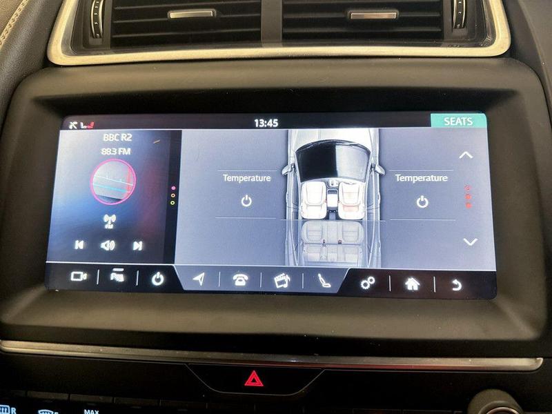 Used Jaguar E-Pace 2019 for sale - 76616136: Photo 23