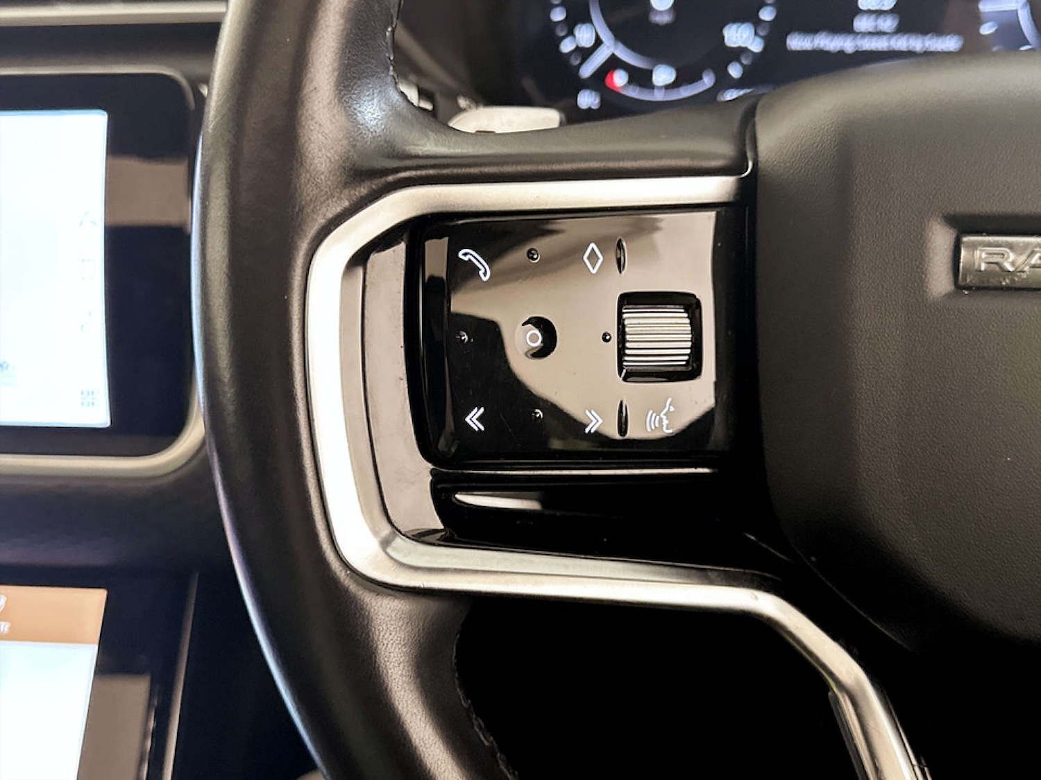 Used Land Rover Range Rover Velar 2021 for sale - 77288517: Photo 18