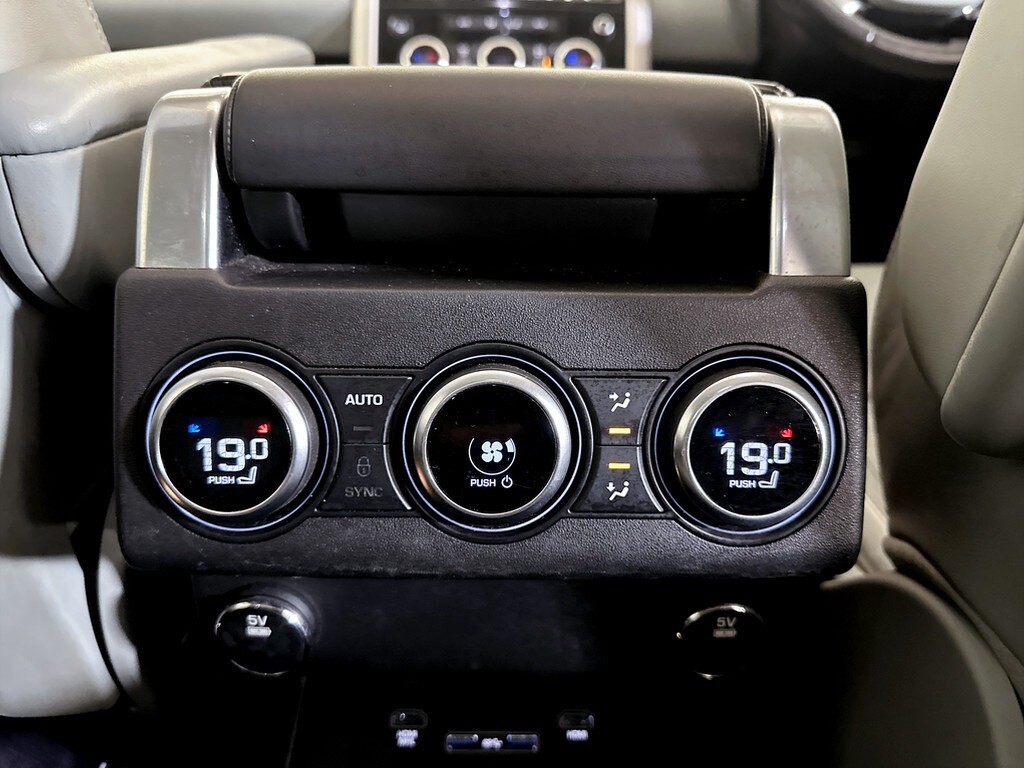 Vehicle 33