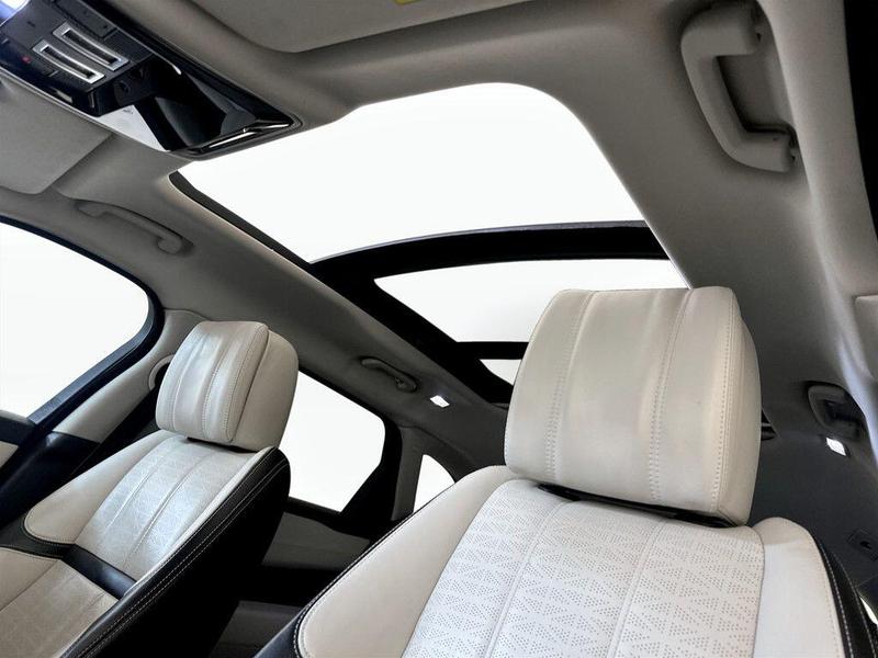 Used Land Rover Range Rover Velar 2018 for sale - 76494674: Photo 14