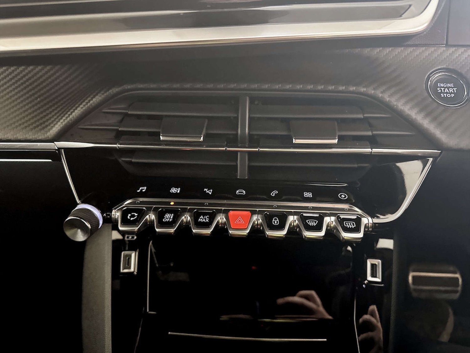 Used Peugeot 2008 2022 for sale - 77681220: Photo 25