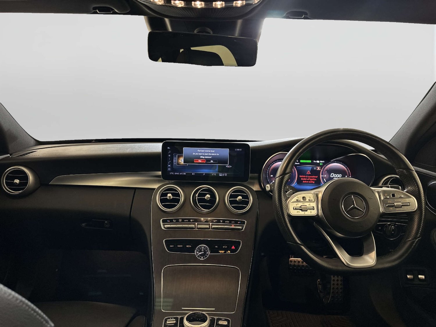 Used Mercedes-Benz C Class 2021 for sale - 77934089: Photo 3