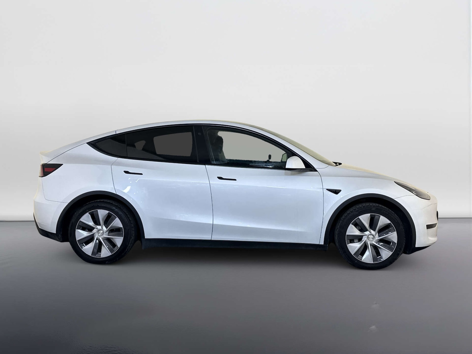 Used Tesla Model Y 2024 for sale - 77836310: Photo 11