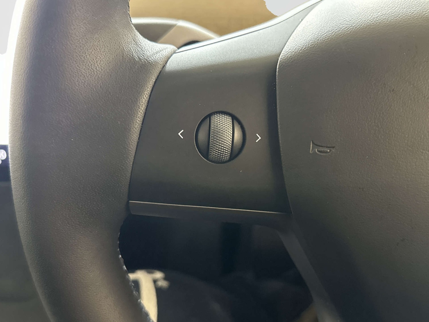 Used Tesla Model Y 2024 for sale - 77836310: Photo 18