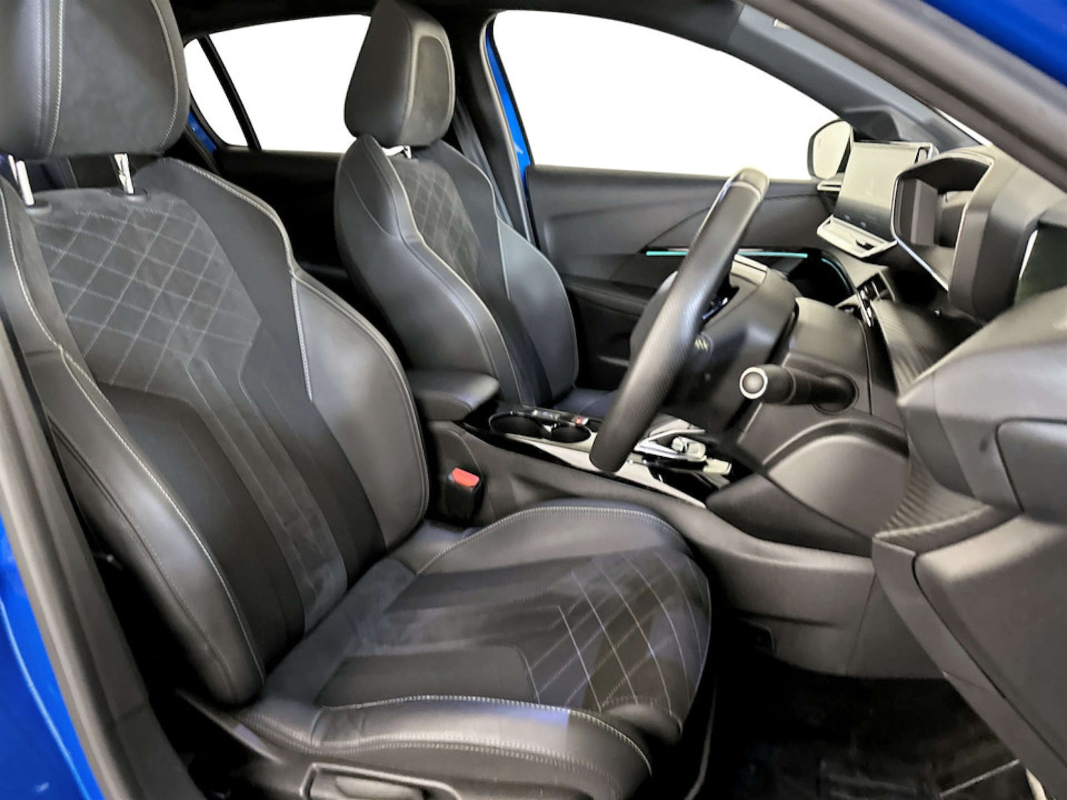 Used Peugeot 208 2021 for sale - 77408980: Photo 13