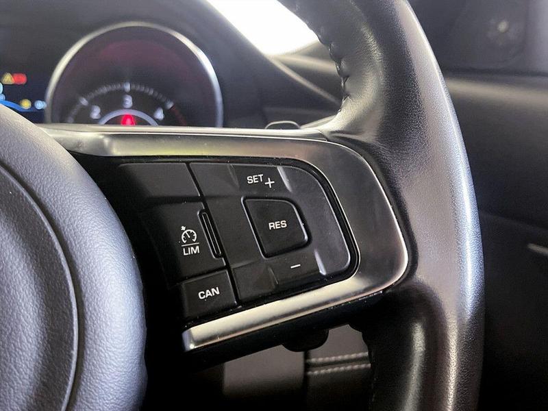 Used Jaguar E-Pace 2019 for sale - 76722913: Photo 19