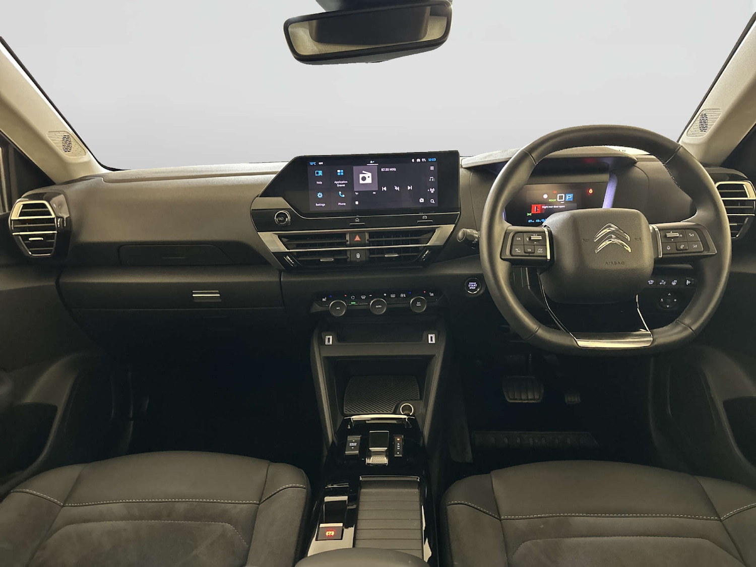 Used Citroen C4 X 2024 for sale - 77989938: Photo 3