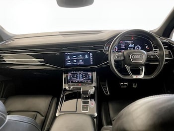 Used Audi Q7 2021 for sale - 76616198: Photo