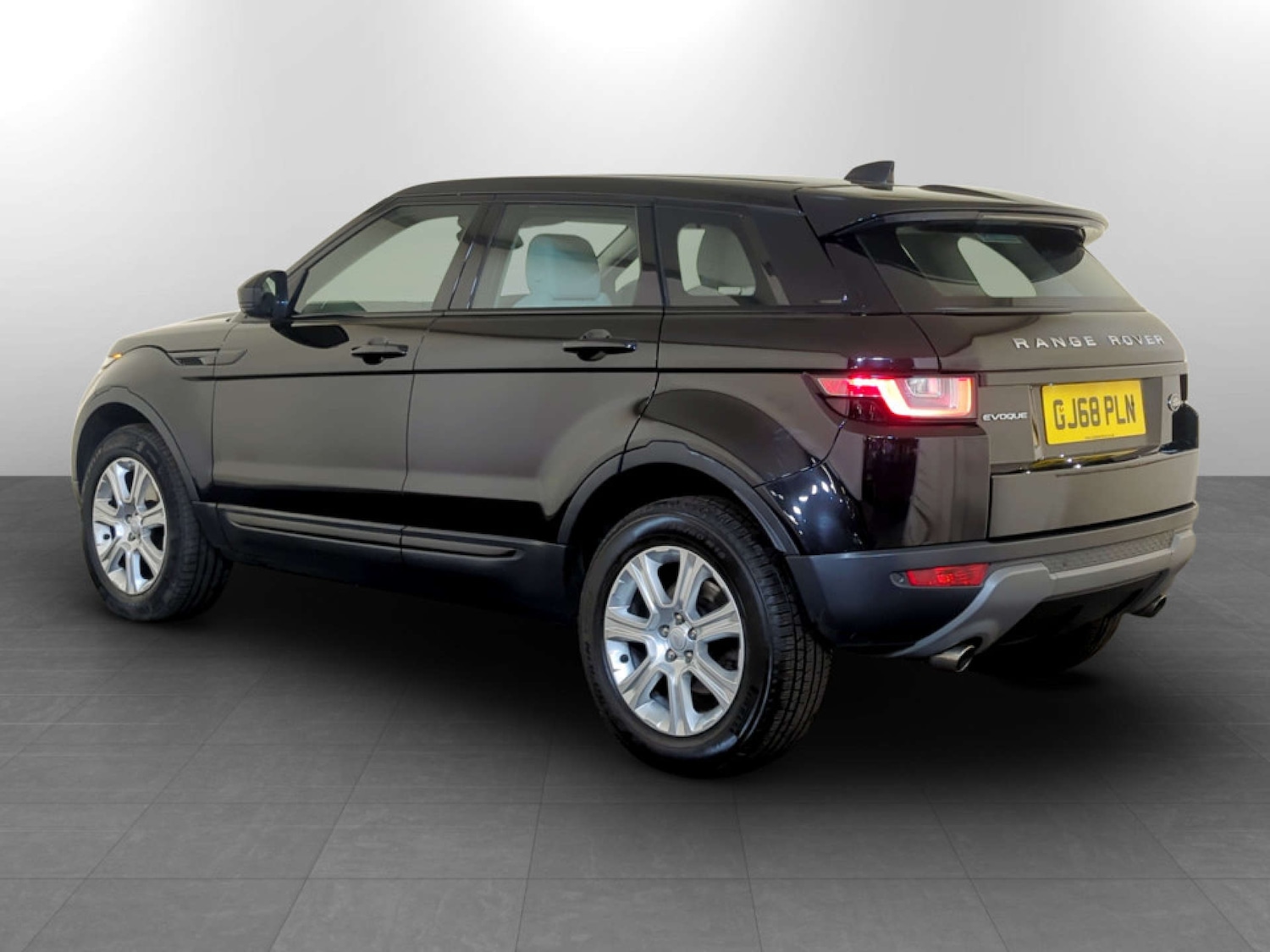 Used Land Rover Range Rover Evoque 2018 for sale - 77184889: Photo 8