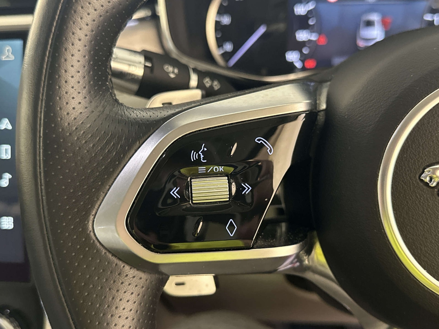 Used Jaguar F-Pace 2022 for sale - 78165499: Photo 17