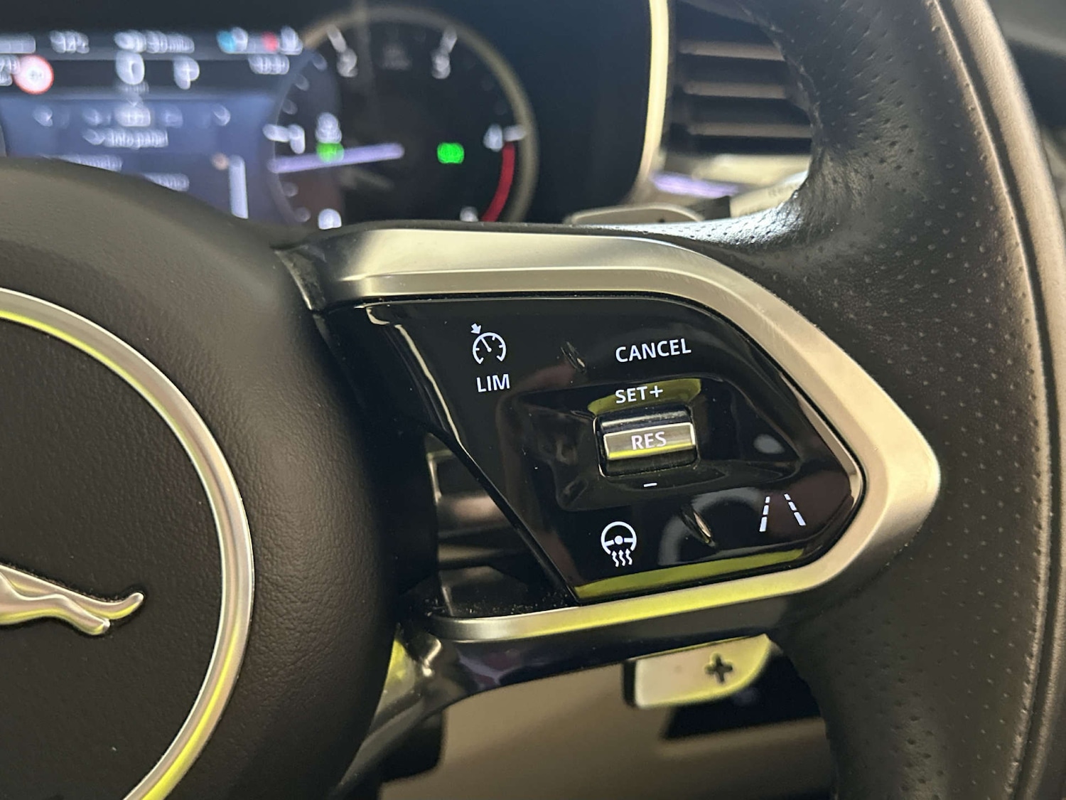 Used Jaguar F-Pace 2022 for sale - 78165499: Photo 19