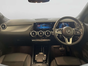 Used Mercedes-Benz GLA 2022 for sale - 78356374: Photo