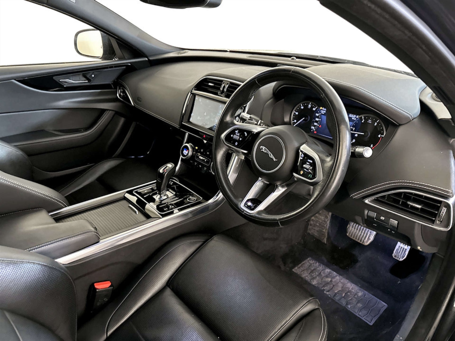 Used Jaguar XE 2021 for sale - 77211761: Photo 15