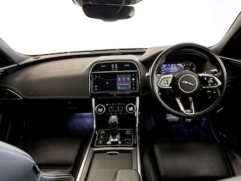 Used Jaguar XE 2021 for sale - 77211761: Photo