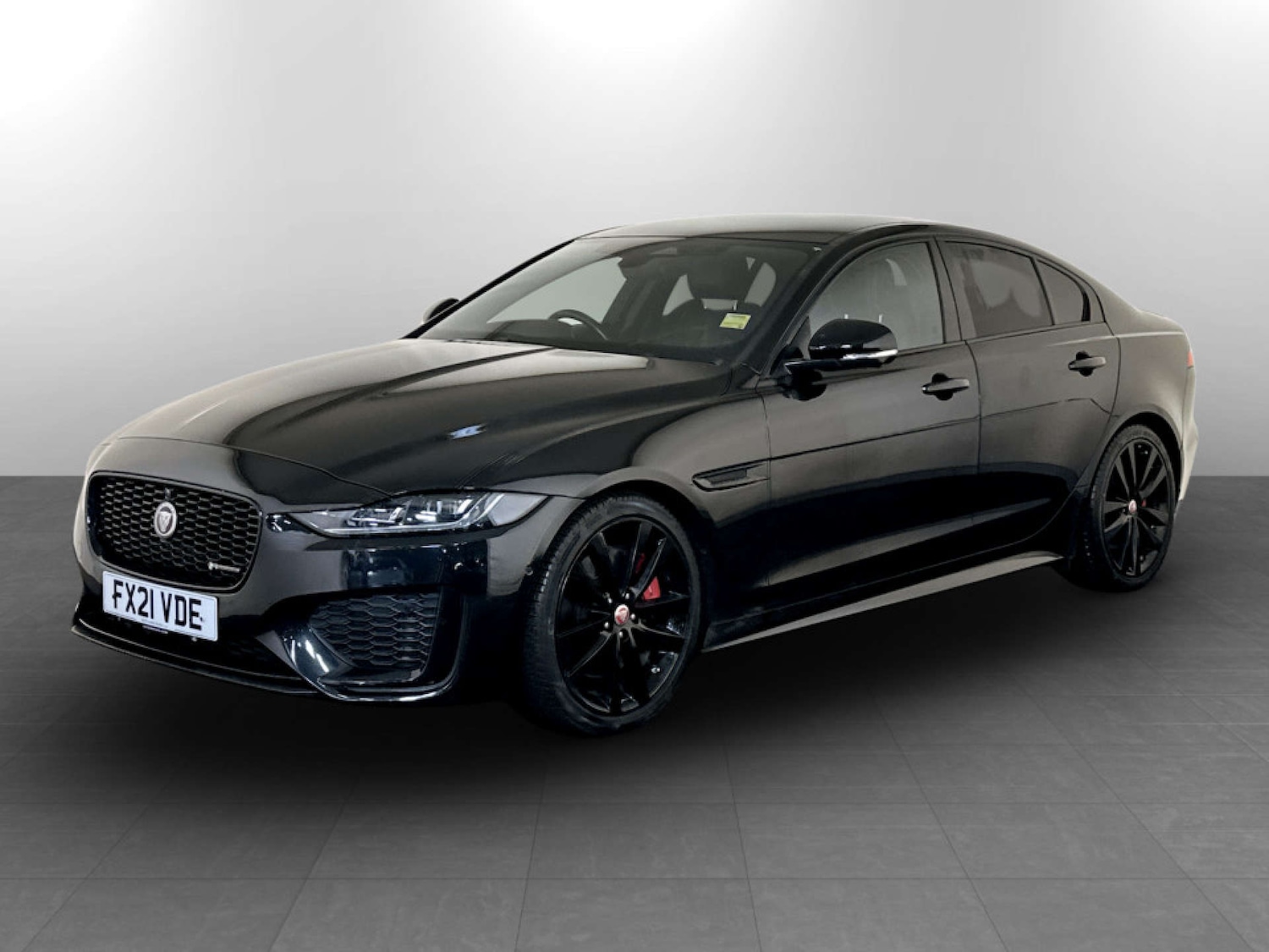 Used Jaguar XE 2021 for sale - 77211761: Photo 6