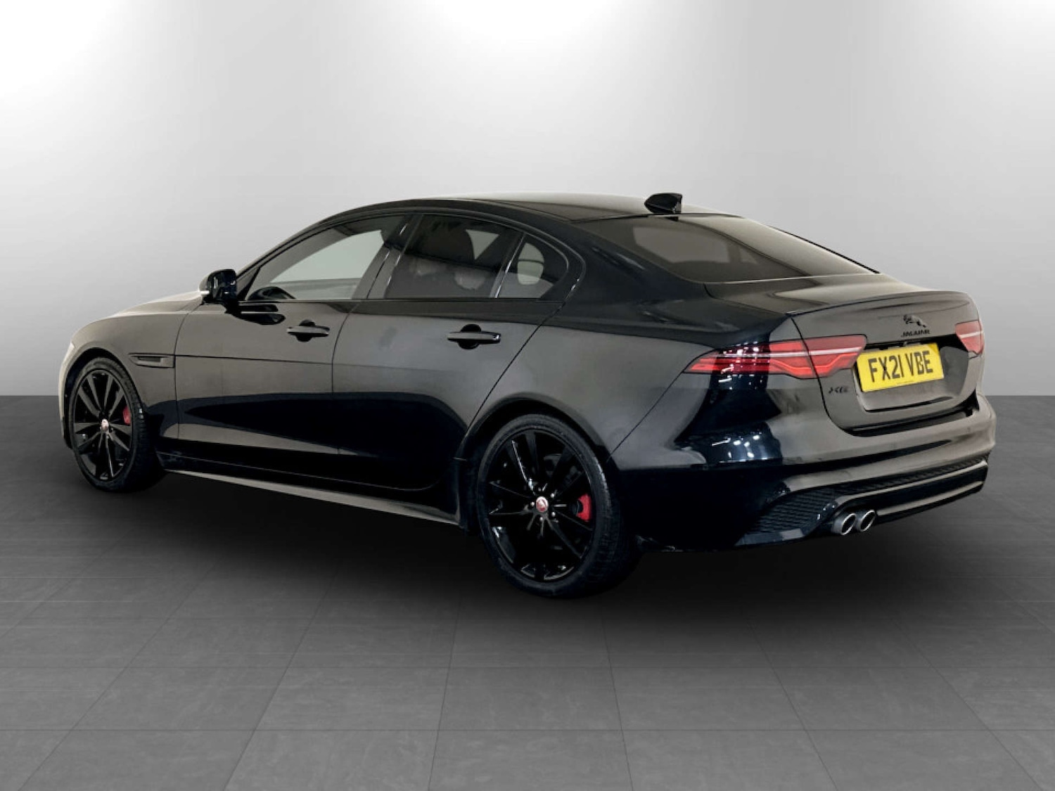 Used Jaguar XE 2021 for sale - 77211761: Photo 8