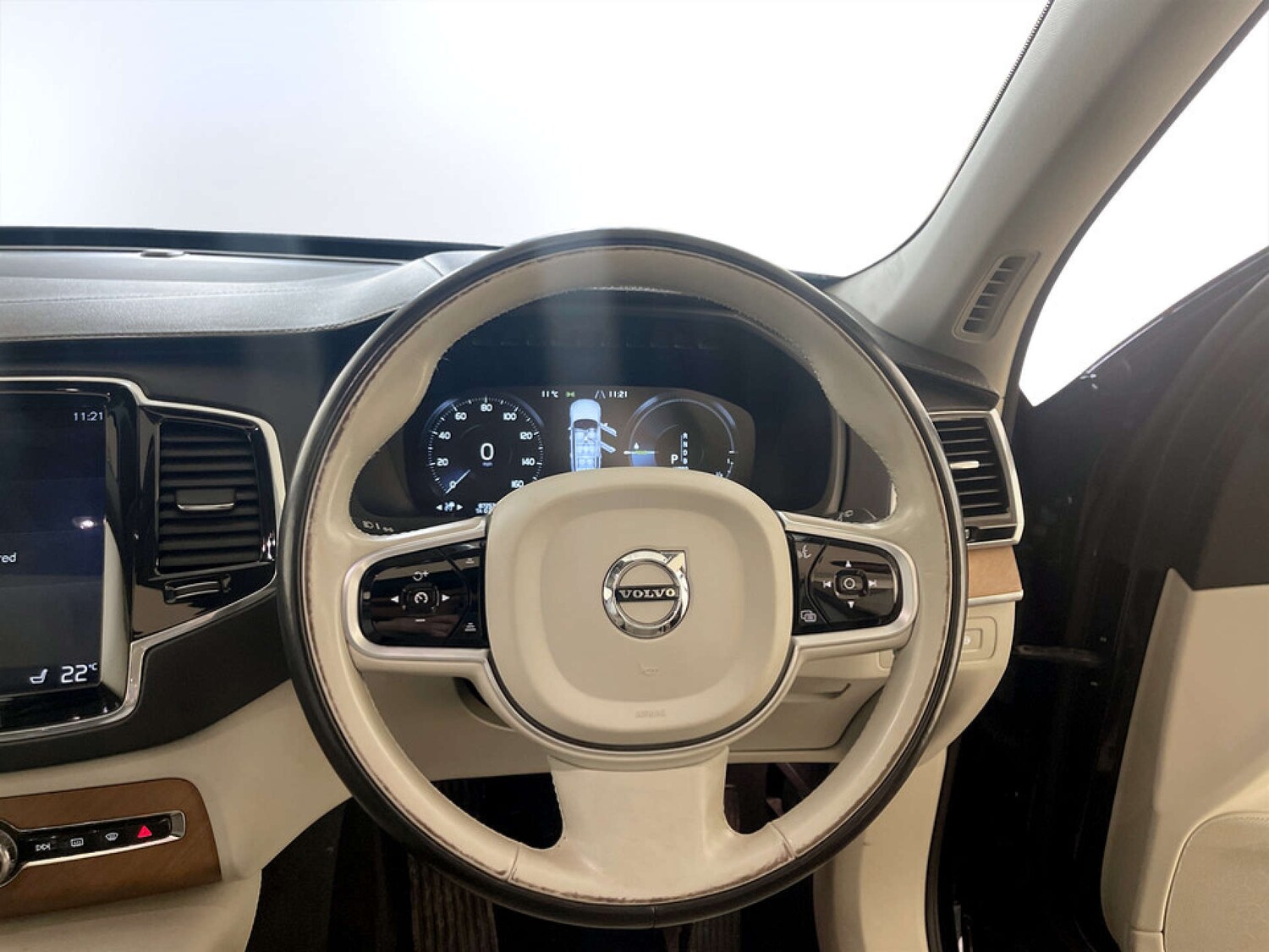 Used Volvo XC90 2018 for sale - 77535077: Photo 18