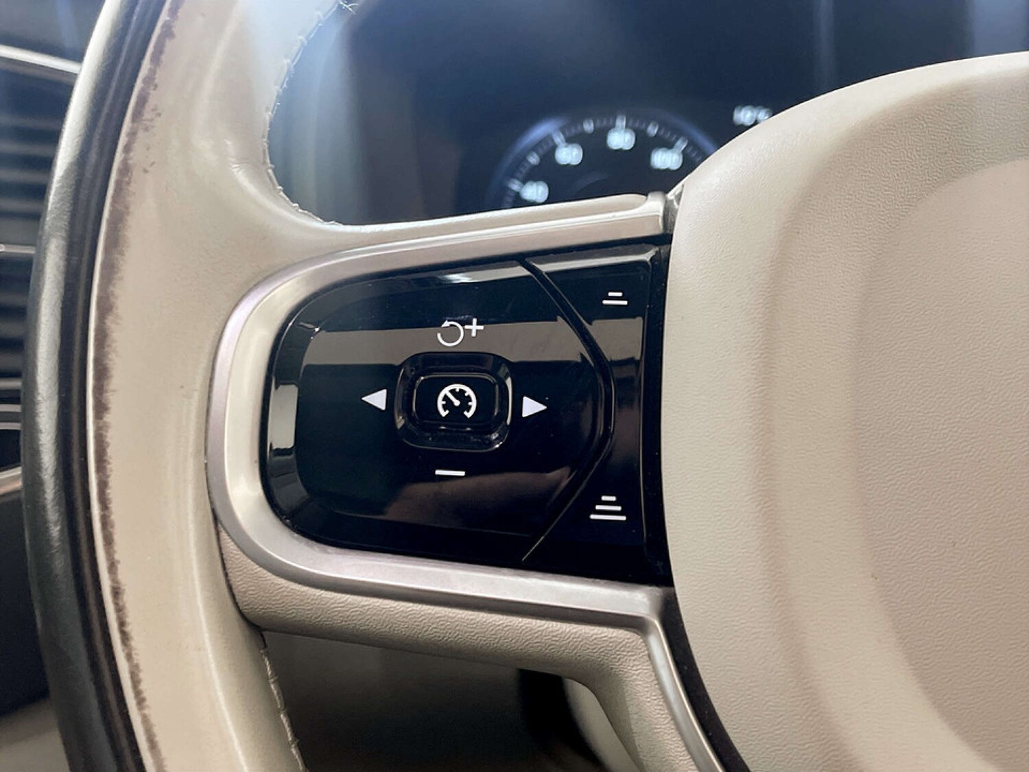 Used Volvo XC90 2018 for sale - 77535077: Photo 19