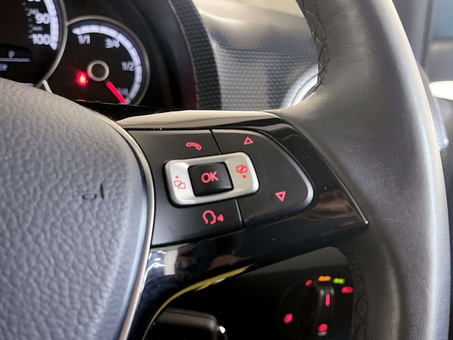 Used Volkswagen up! 2022 for sale - 77189545: Photo 20