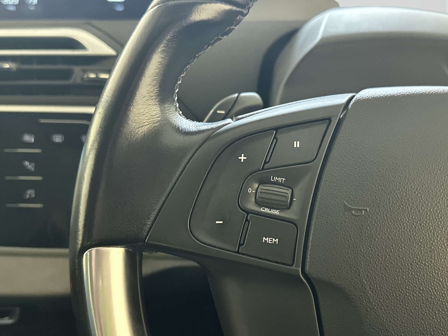 Used Citroen C4 Picasso 2016 for sale - 77945424: Photo 17