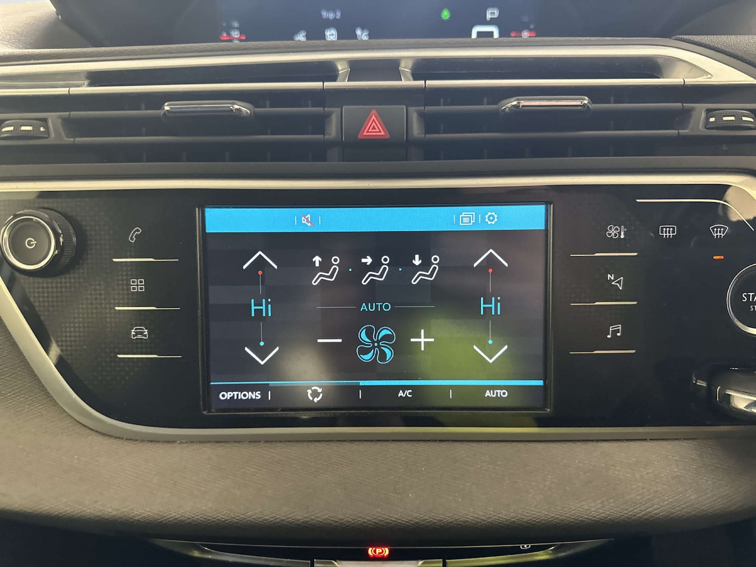 Used Citroen C4 Picasso 2016 for sale - 77945424: Photo 22