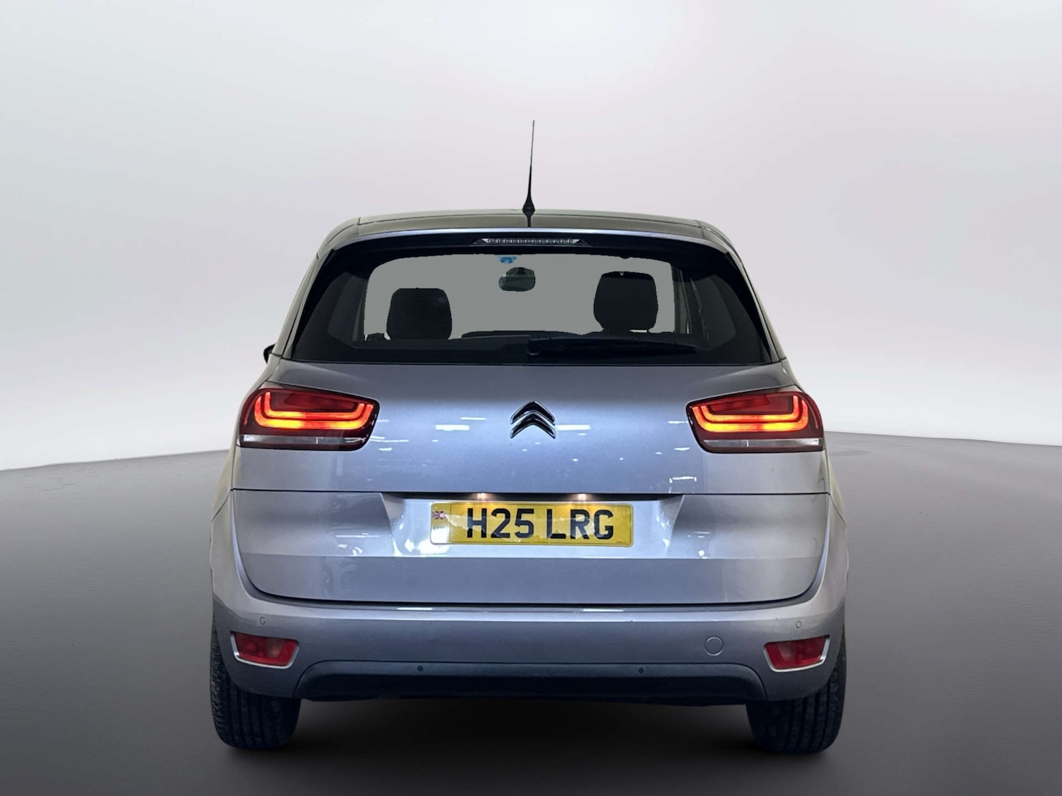 Used Citroen C4 Picasso 2016 for sale - 77945424: Photo 9