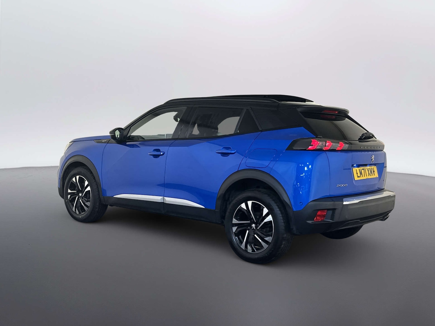 Used Peugeot 2008 2021 for sale - 77905825: Photo 8