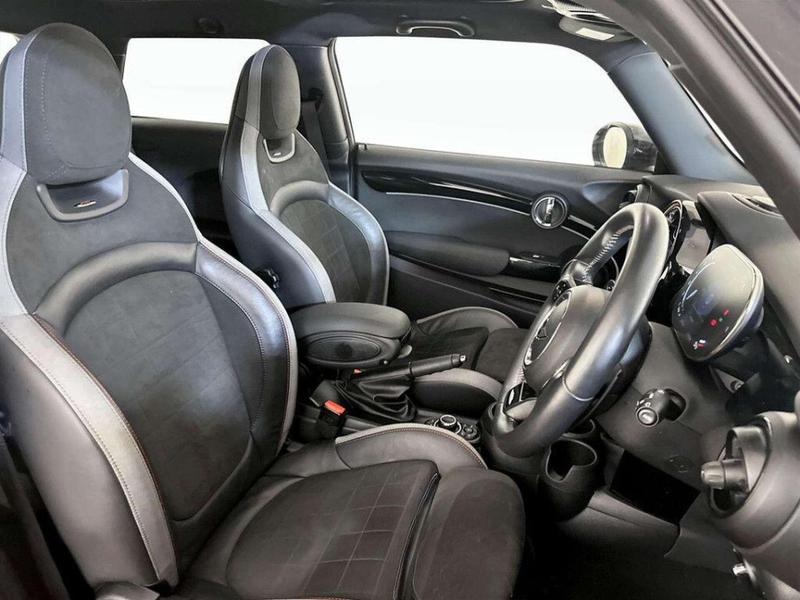 Used MINI Hatch 2022 for sale - 76825874: Photo 13