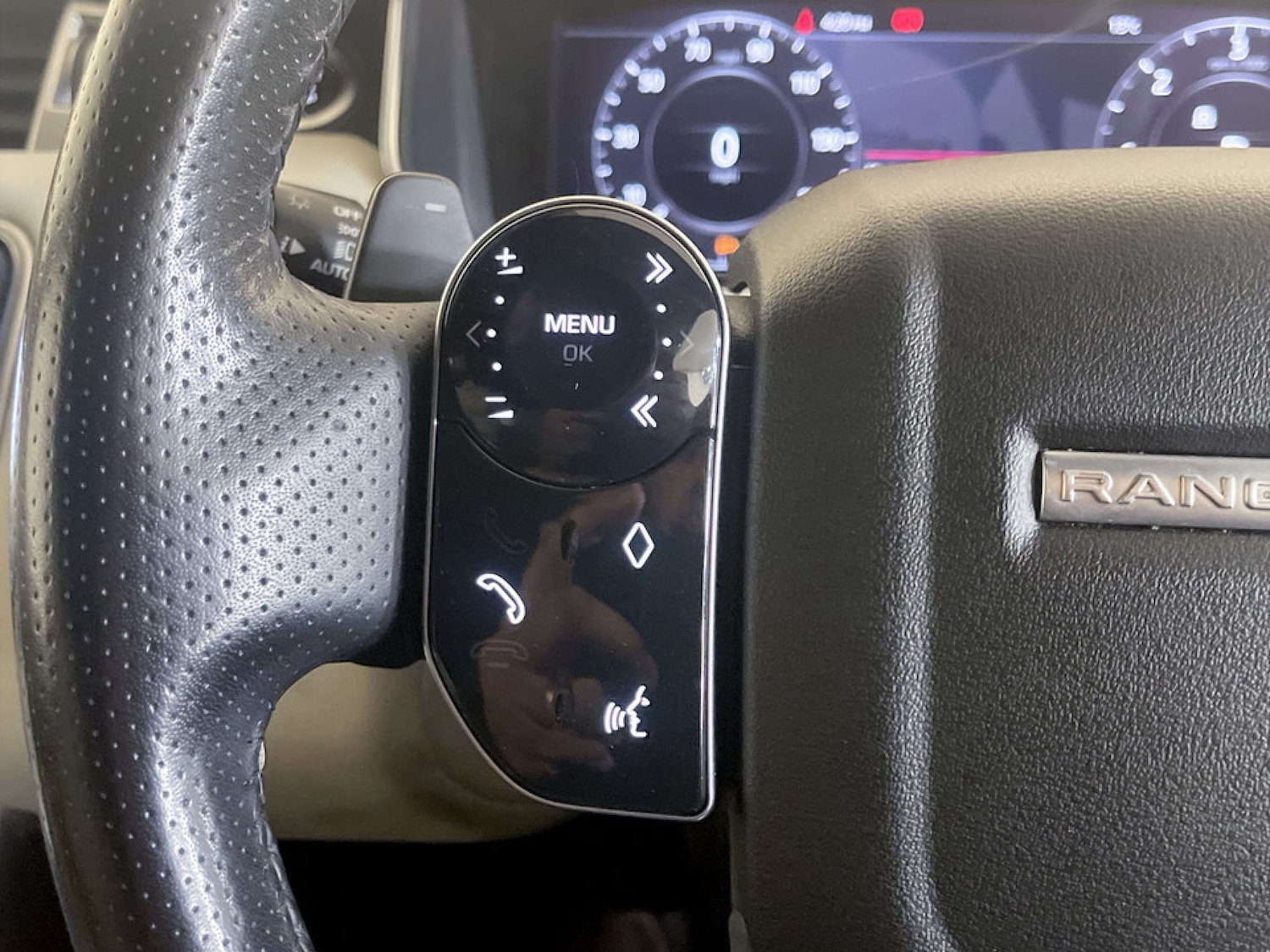 Used Land Rover Range Rover Sport 2019 for sale - 77693719: Photo 17