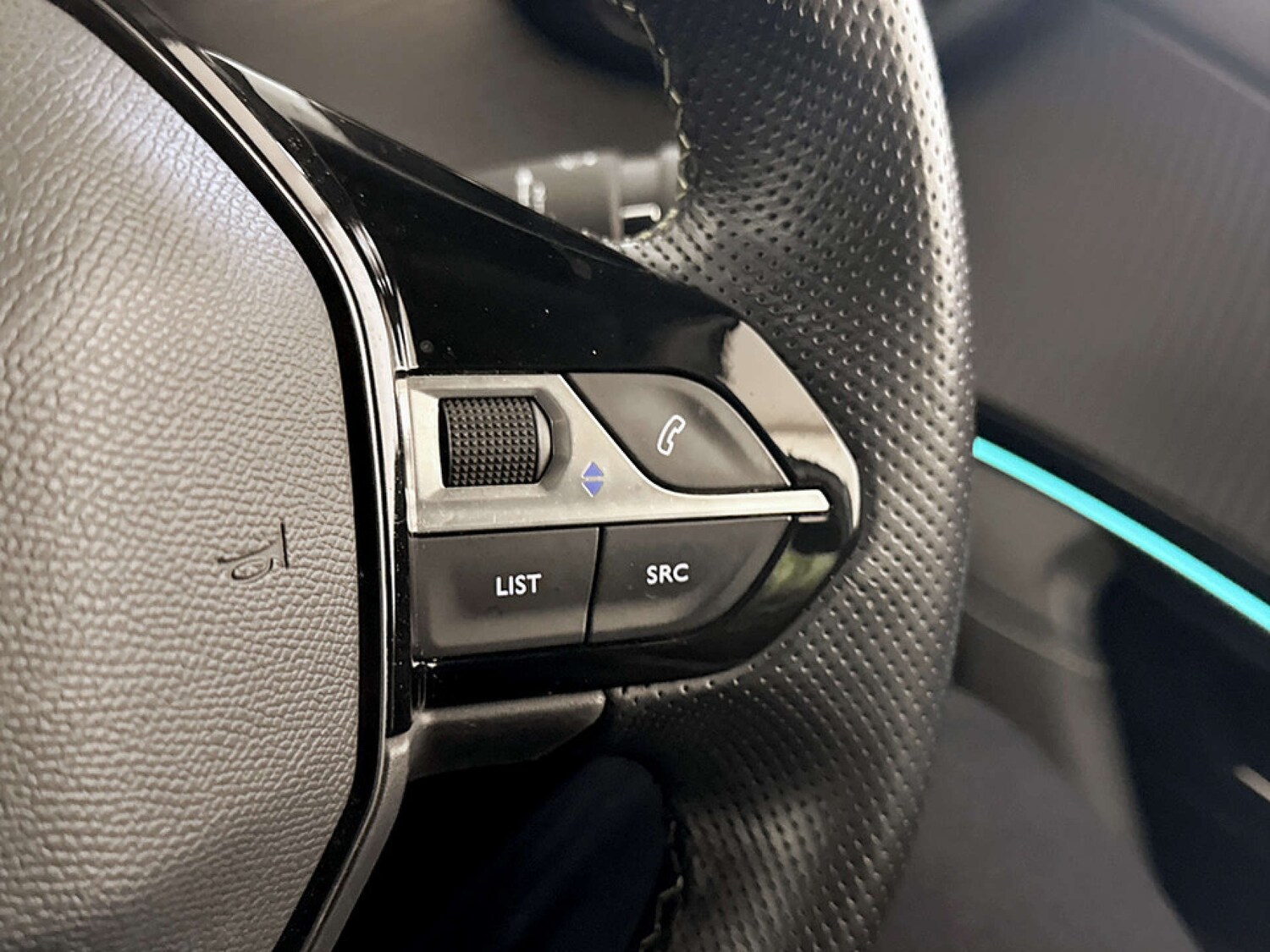 Used Peugeot 2008 2021 for sale - 77578914: Photo 19