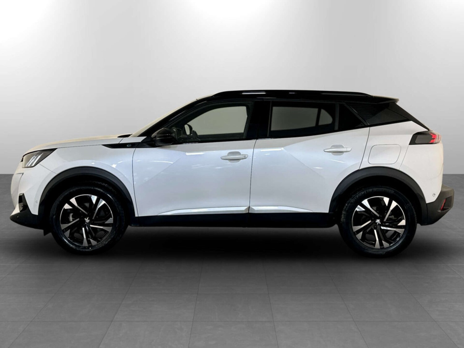 Used Peugeot 2008 2021 for sale - 77578914: Photo 7