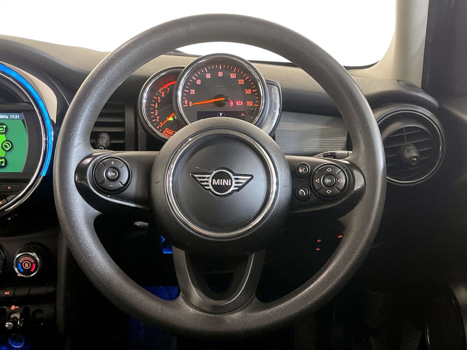 Used MINI Hatch 2019 for sale - 77187747: Photo 16