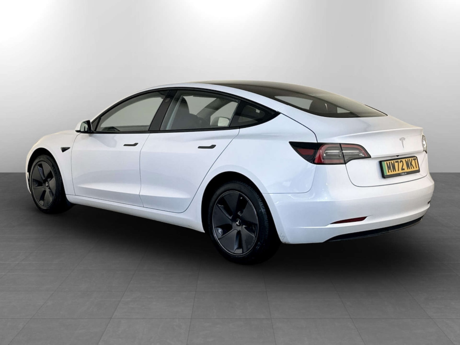 Used Tesla Model 3 2022 for sale - 77342876: Photo 8