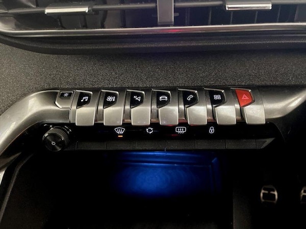 Used Peugeot 3008 2018 for sale - 76277207: Photo 24