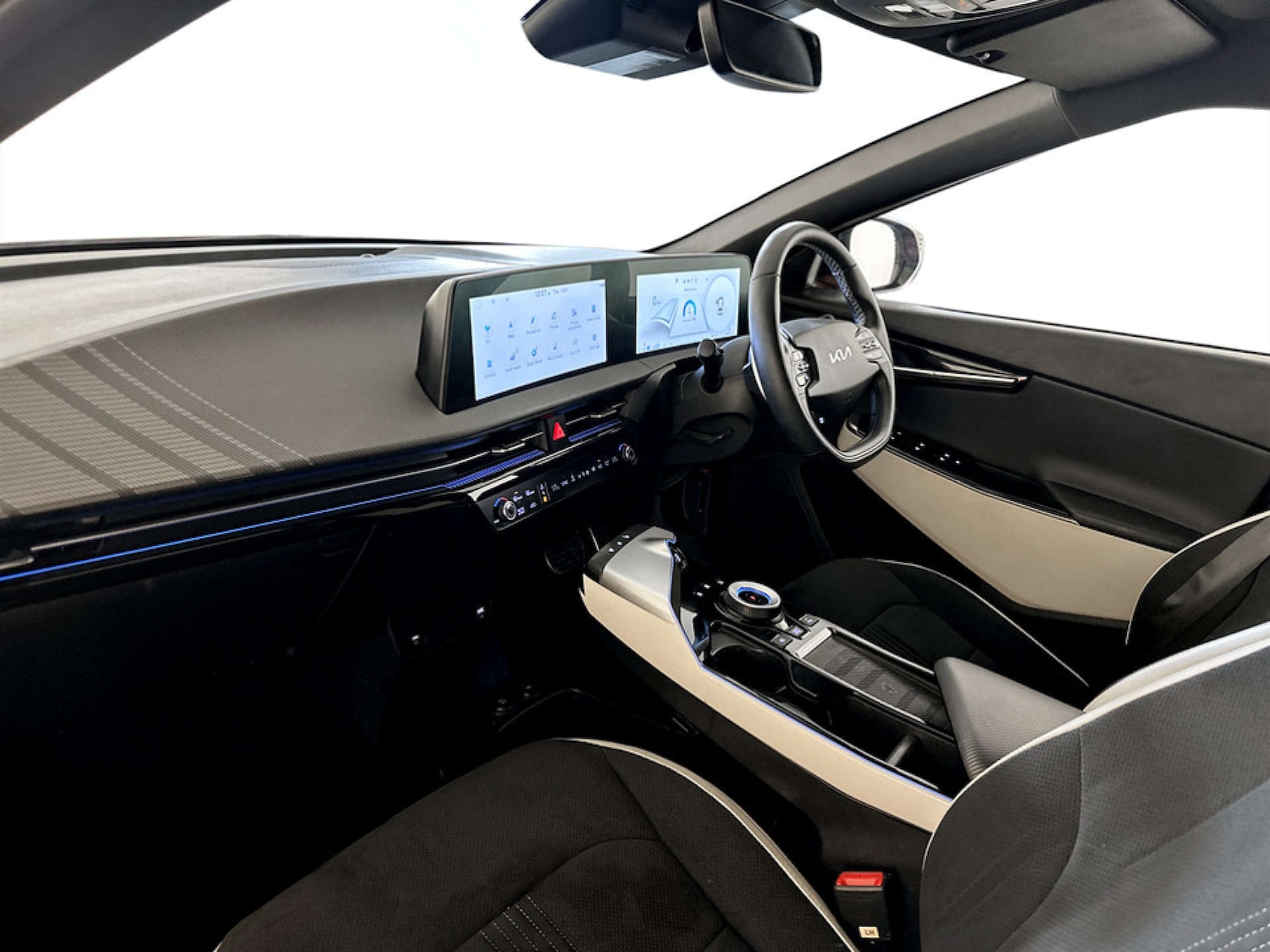 Used Kia EV6 2023 for sale - 77187743: Photo 12