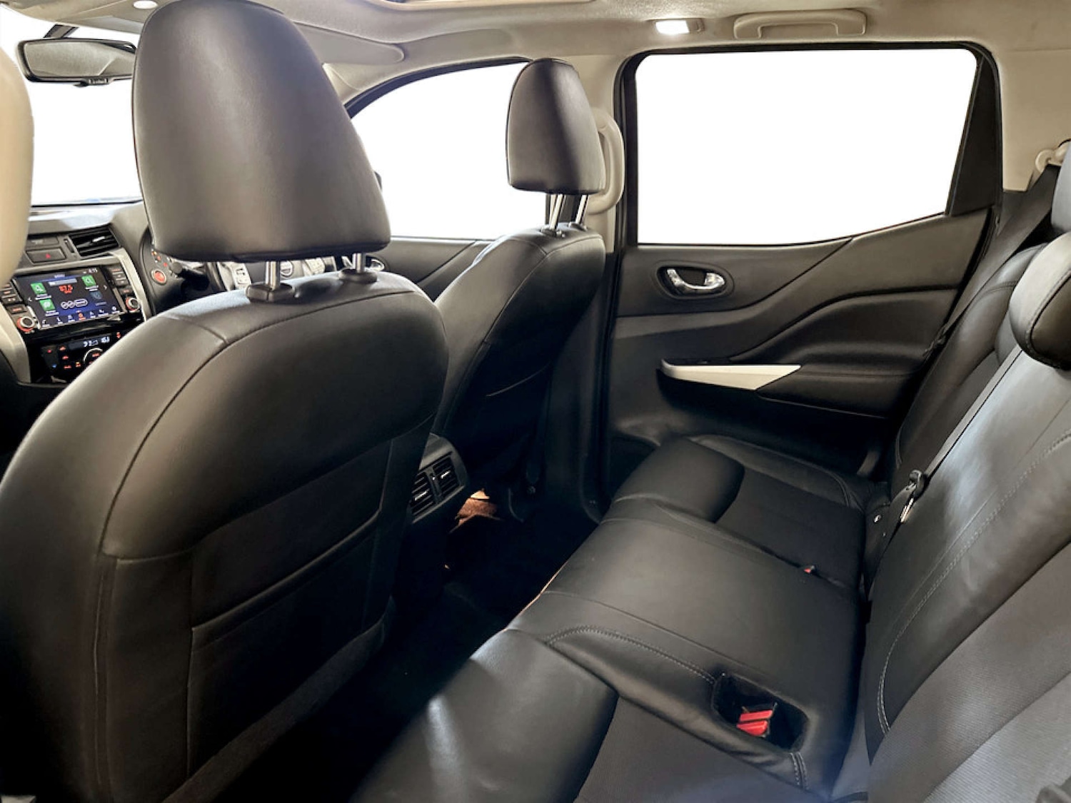 Used Nissan Navara 2021 for sale - 77745525: Photo 15