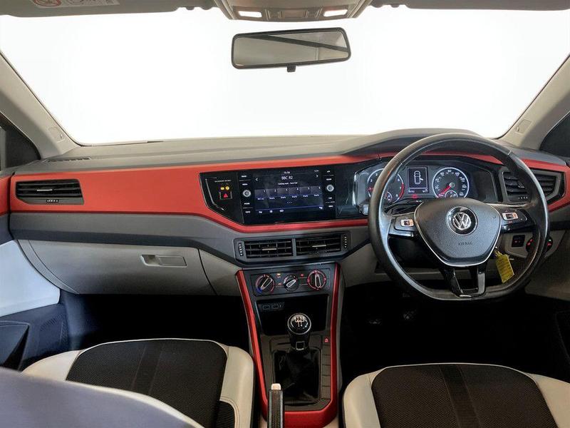 Used Volkswagen Polo 2018 for sale - 76089650: Photo 3
