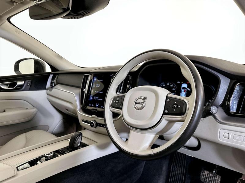 Used Volvo XC60 2020 for sale - 77053480: Photo 16