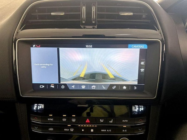 Used Jaguar F-Pace 2018 for sale - 76255463: Photo 20