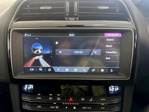 Used Jaguar F-Pace 2018 for sale - 76255463: Photo 22
