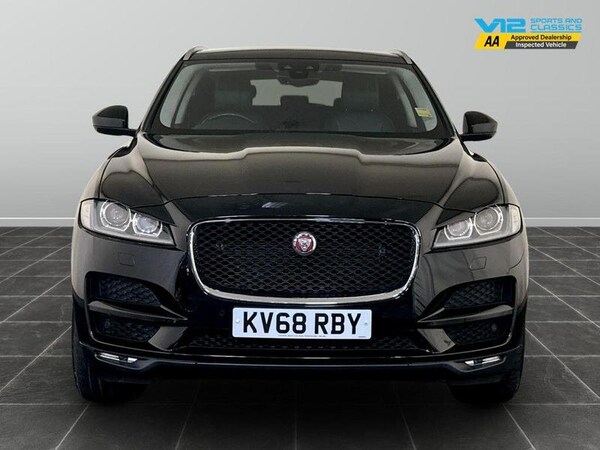 Used Jaguar F-Pace 2018 for sale - 76255463: Photo 5