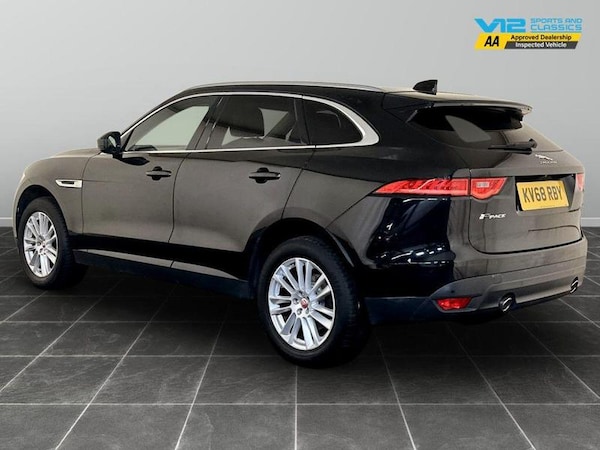 Used Jaguar F-Pace 2018 for sale - 76255463: Photo 8