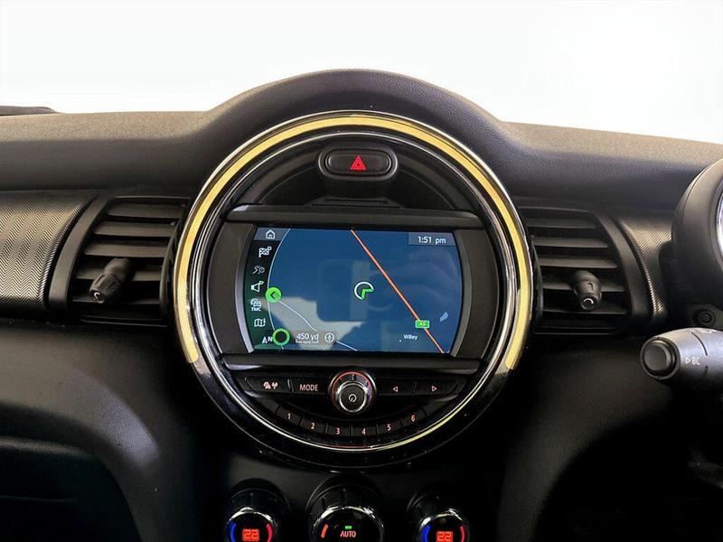 Used MINI Hatch 2019 for sale - 76568618: Photo 21