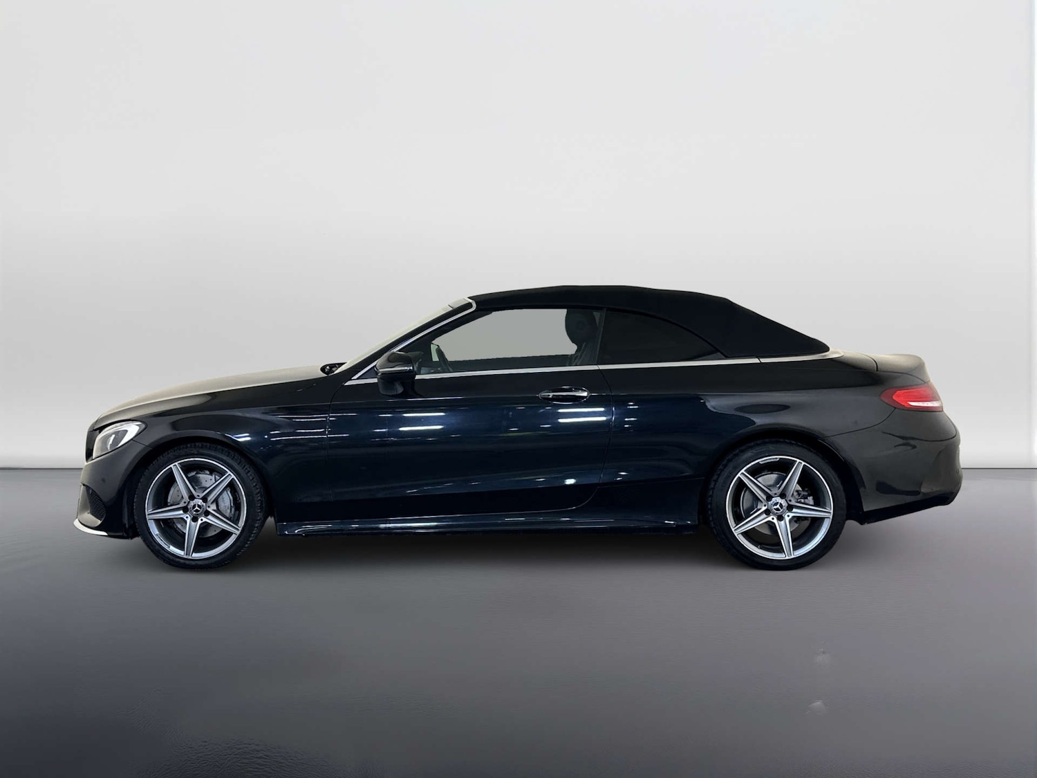 Used Mercedes-Benz C Class 2018 for sale - 78016556: Photo 7