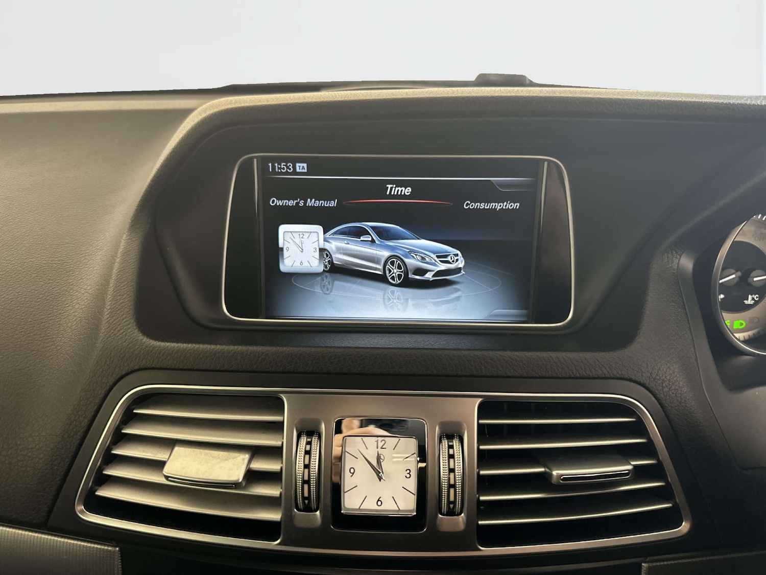 Used Mercedes-Benz E Class 2016 for sale - 77836317: Photo 24