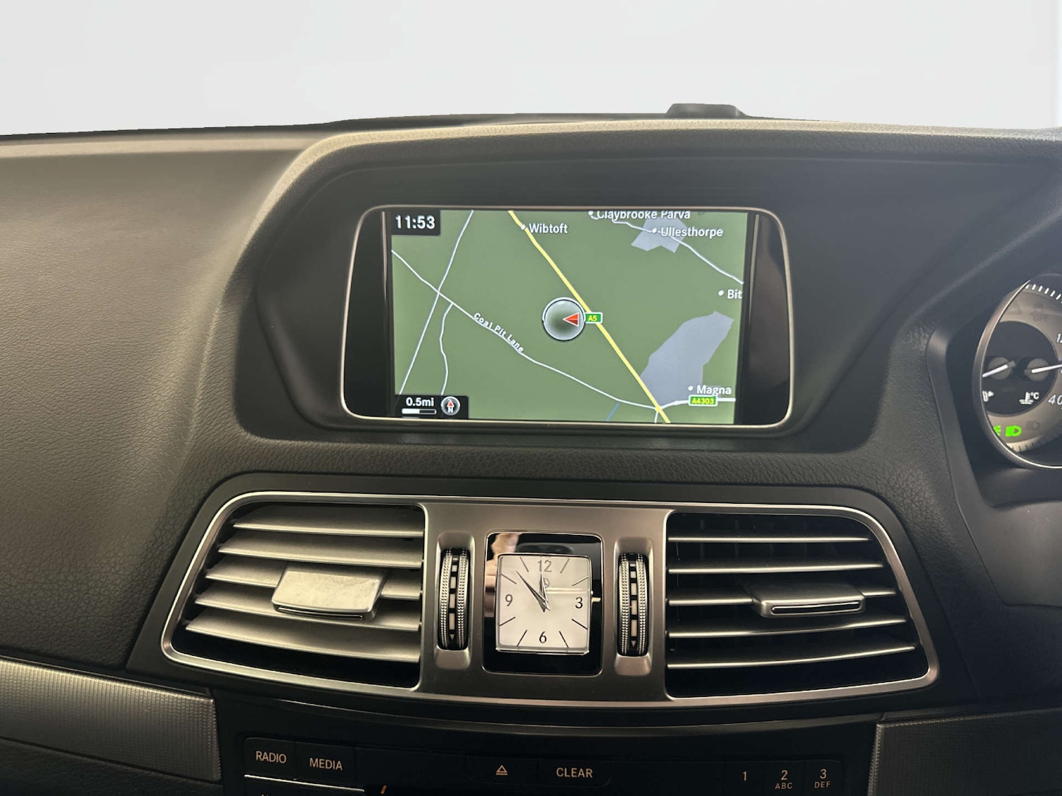 Used Mercedes-Benz E Class 2016 for sale - 77836317: Photo 25