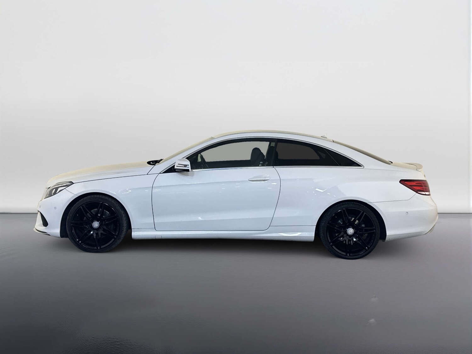 Used Mercedes-Benz E Class 2016 for sale - 77836317: Photo 7