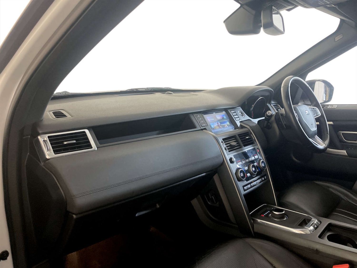 Used Land Rover Discovery Sport 2019 for sale - 77368197: Photo 12