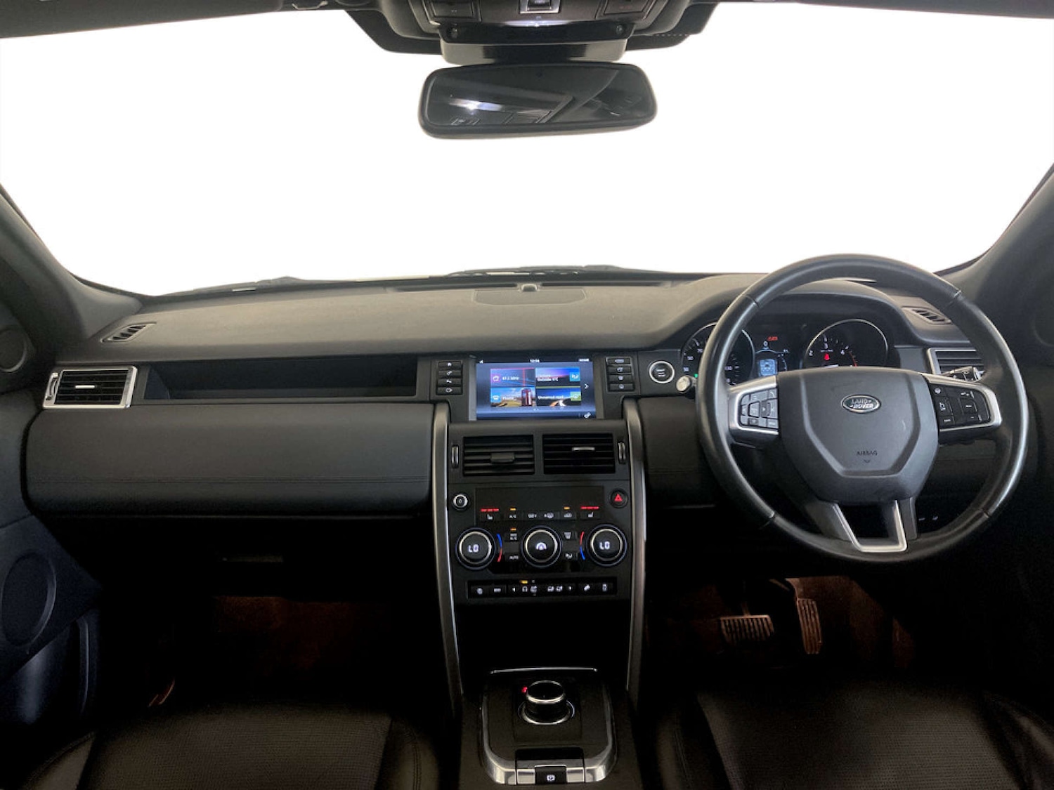 Used Land Rover Discovery Sport 2019 for sale - 77368197: Photo 3